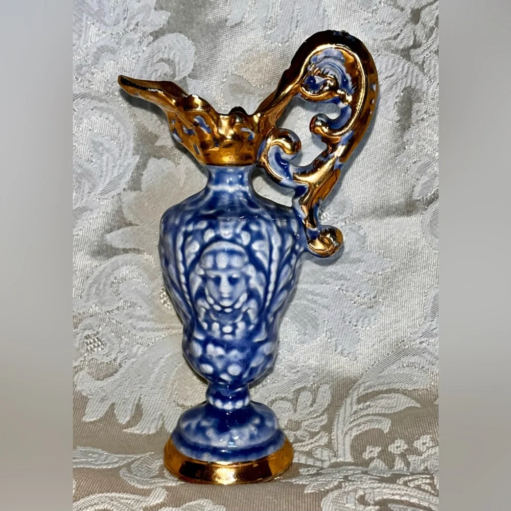 VTG Goldra E. Palestine Blue Gold Ewer Pitcher Mold 422 5.75
